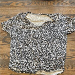 American Eagle Leopard Print Women's Top